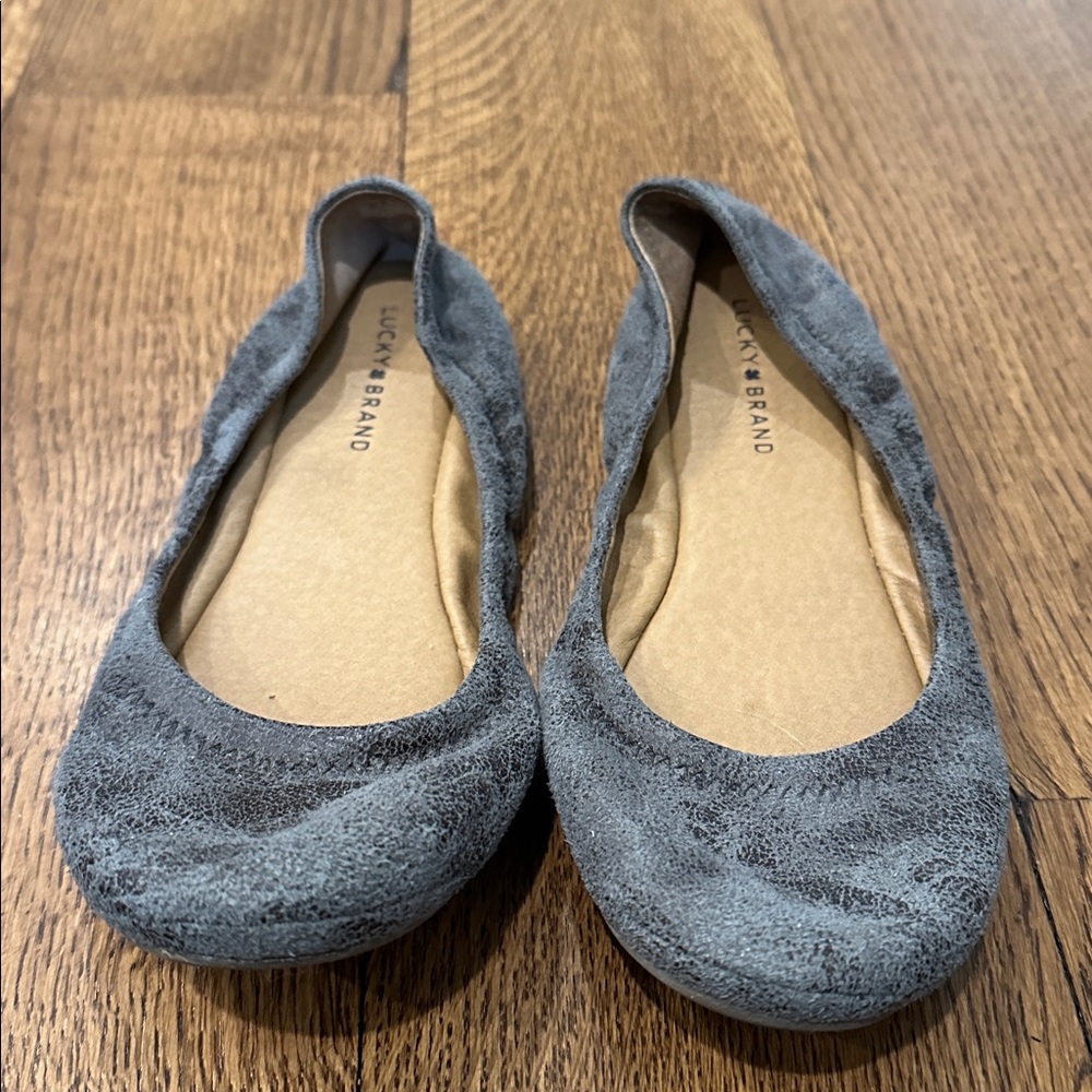 Lucky Brand Girls 3 Grey Leather Emmie Slip On Ballet Flats